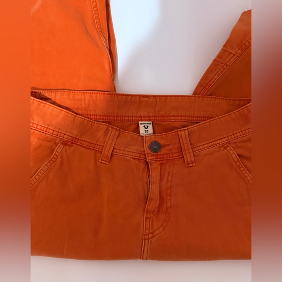TRUE RELIGION MENS BRIGHT ORANGE CARGO JOGGER PANTS - Picture 3 of 6